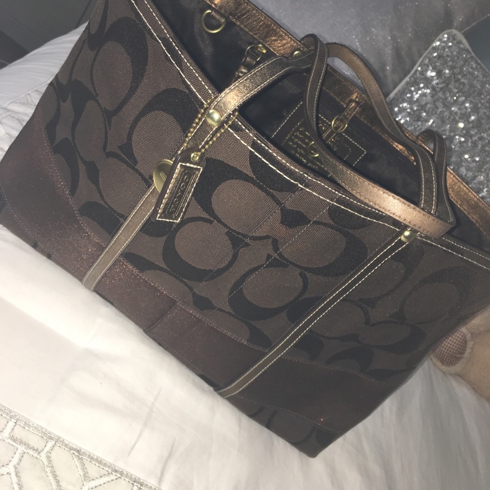 Coach tote
